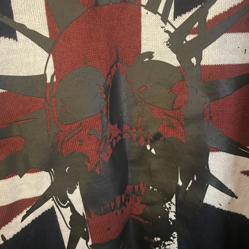 Social Collision Distressed Sweater Xl - Picture 3 of 6